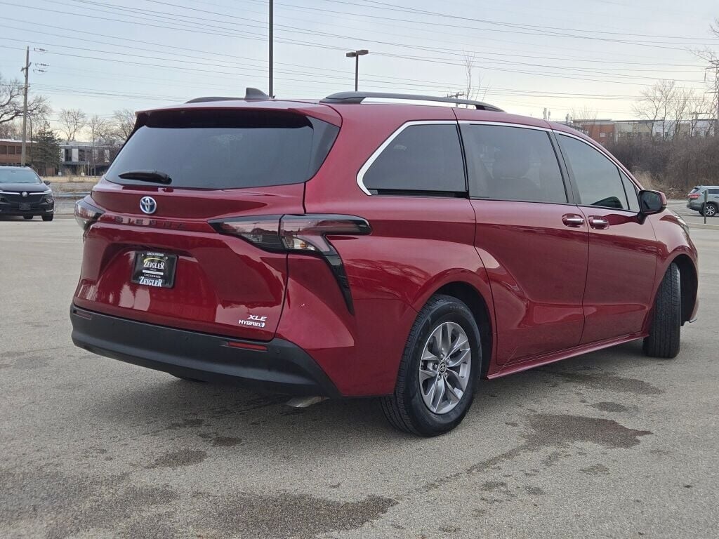 2023 TOYOTA SIENNA - Image 13
