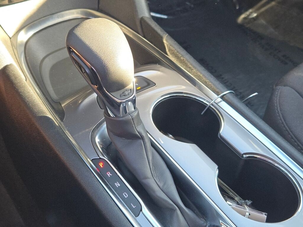 2024 CHEVROLET MALIBU - Image 30