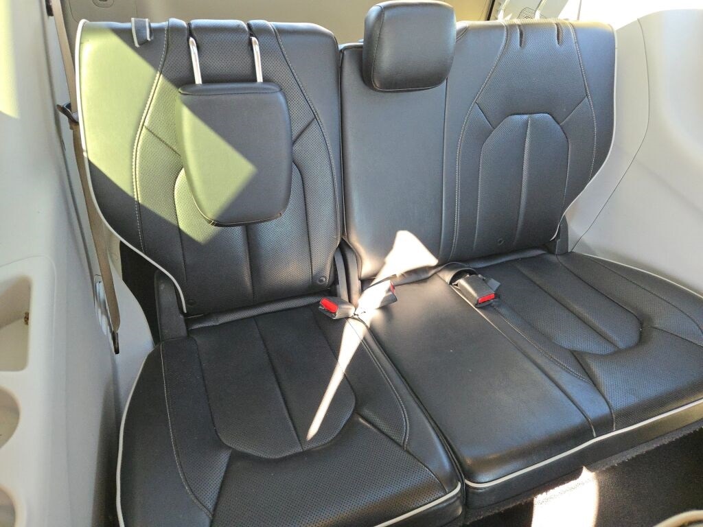 2021 CHRYSLER PACIFICA - Image 12