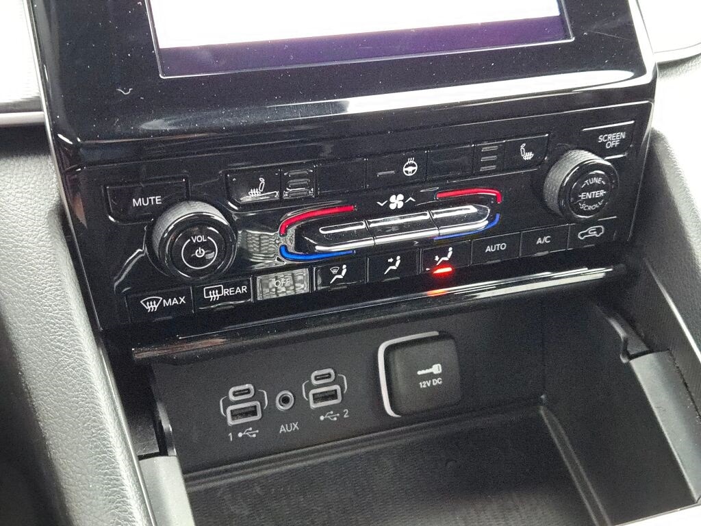 2024 JEEP GRAND CHEROKEE - Image 28