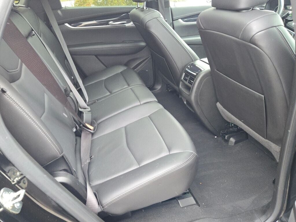 2024 CADILLAC XT5 - Image 11
