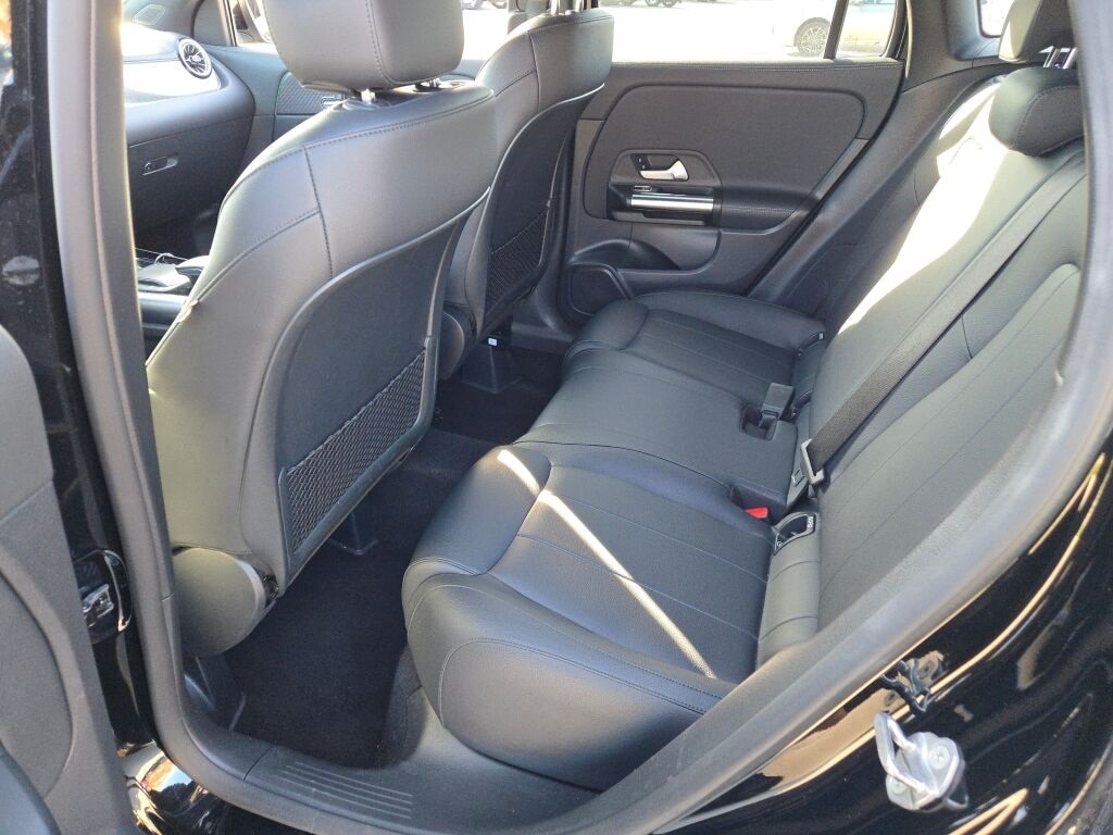 2022 MERCEDES-BENZ GLA-CLASS - Image 18