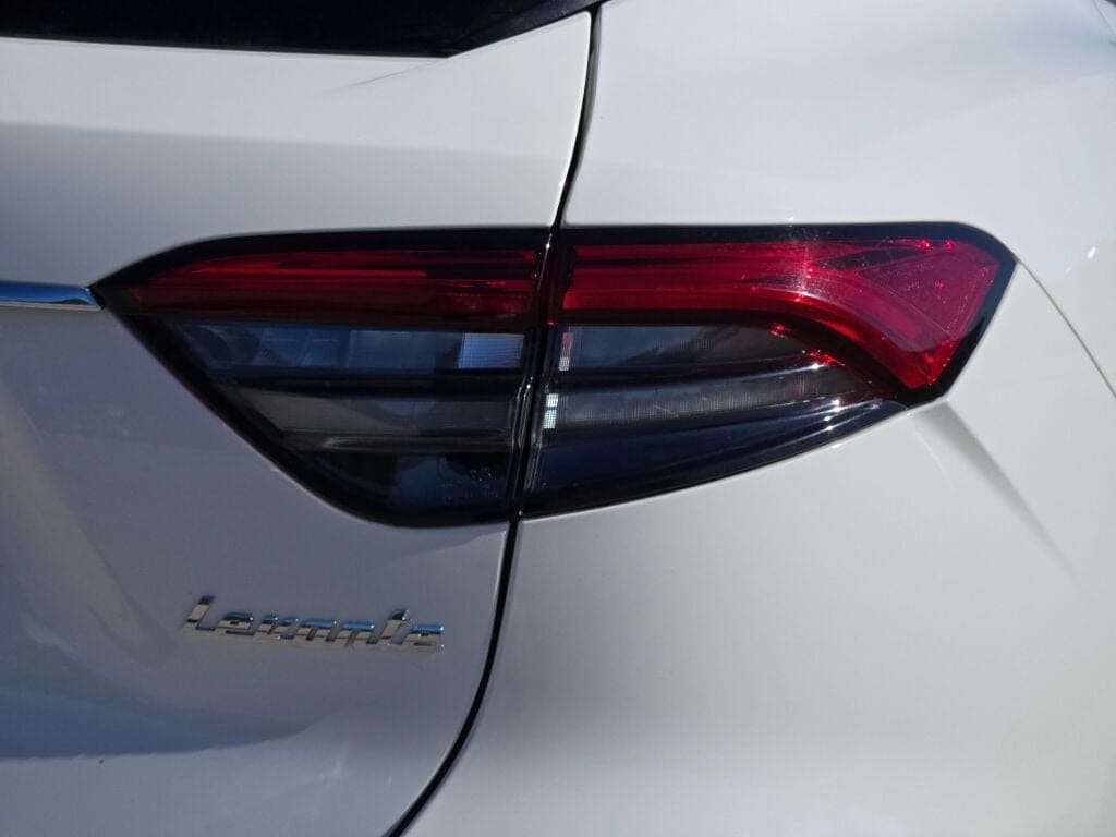 2023 MASERATI LEVANTE - Image 15