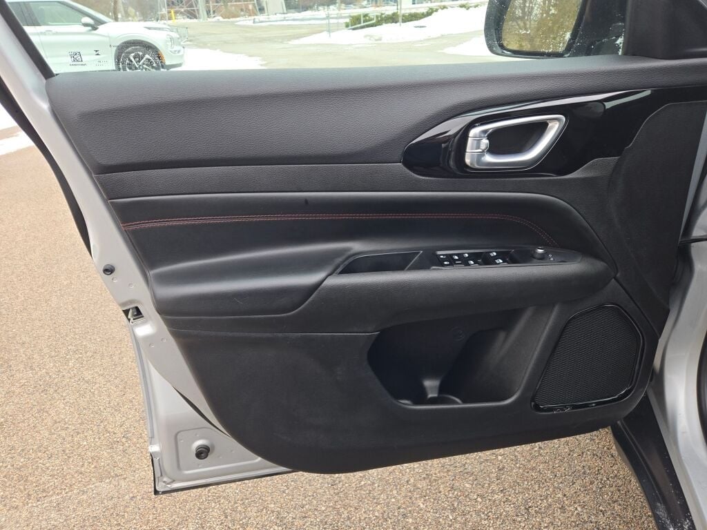 2024 JEEP COMPASS - Image 23