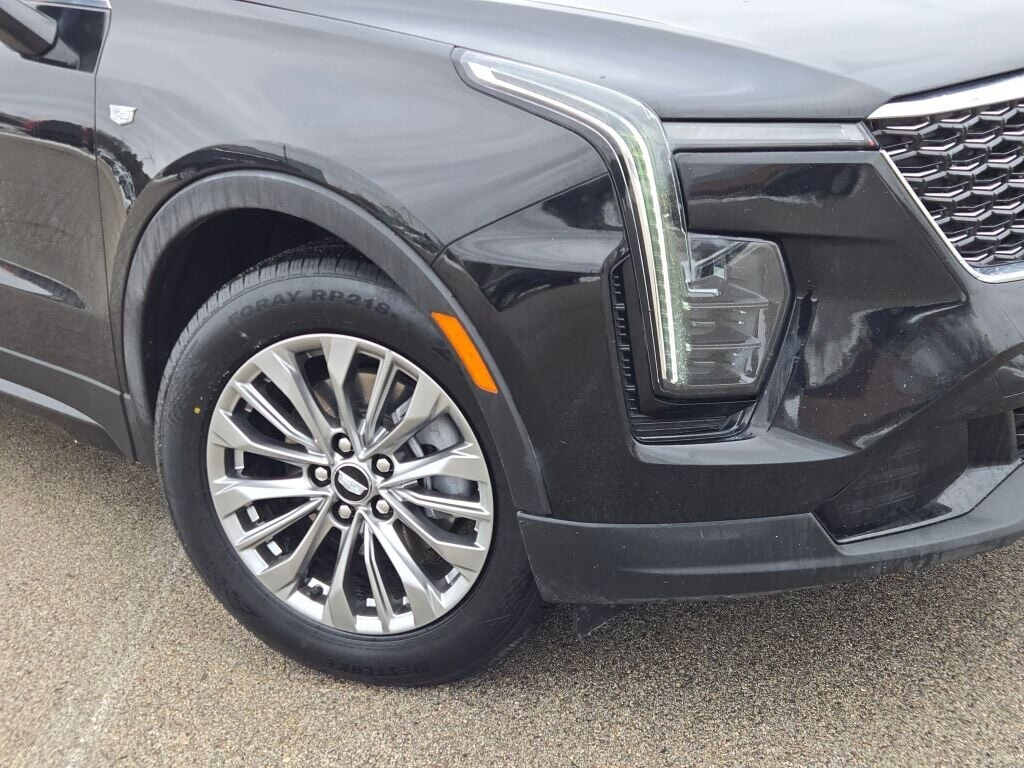 2024 CADILLAC XT4 - Image 3