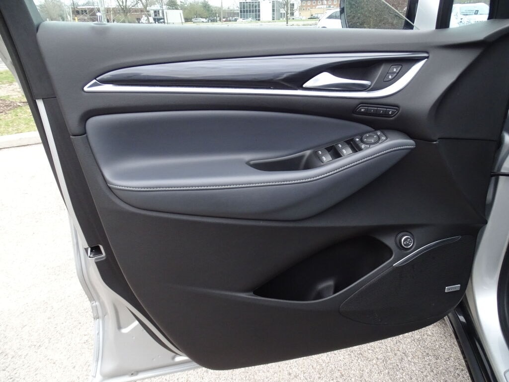 2022 BUICK ENCLAVE - Image 25