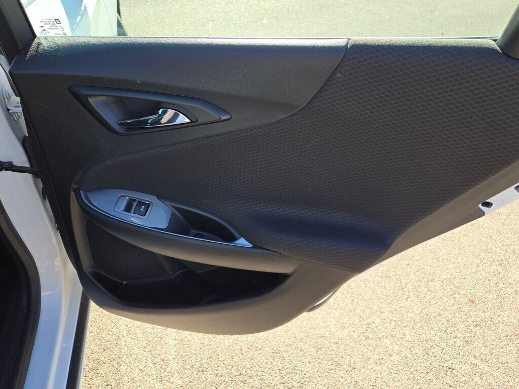 2024 CHEVROLET MALIBU - Image 10