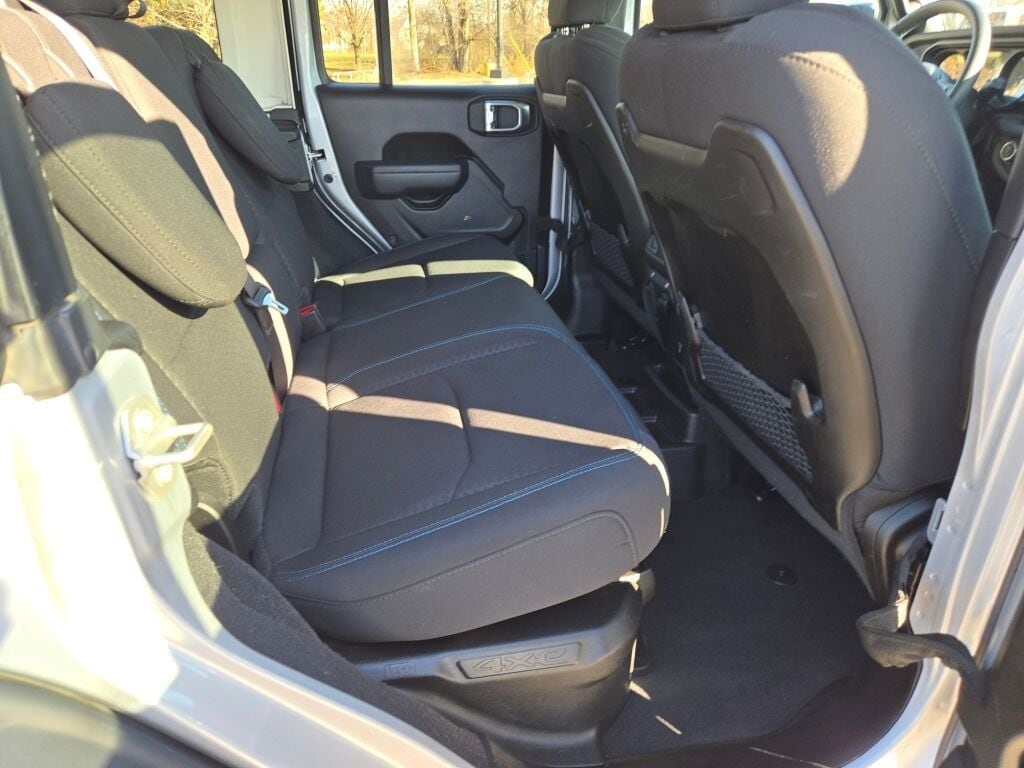 2024 JEEP WRANGLER - Image 11