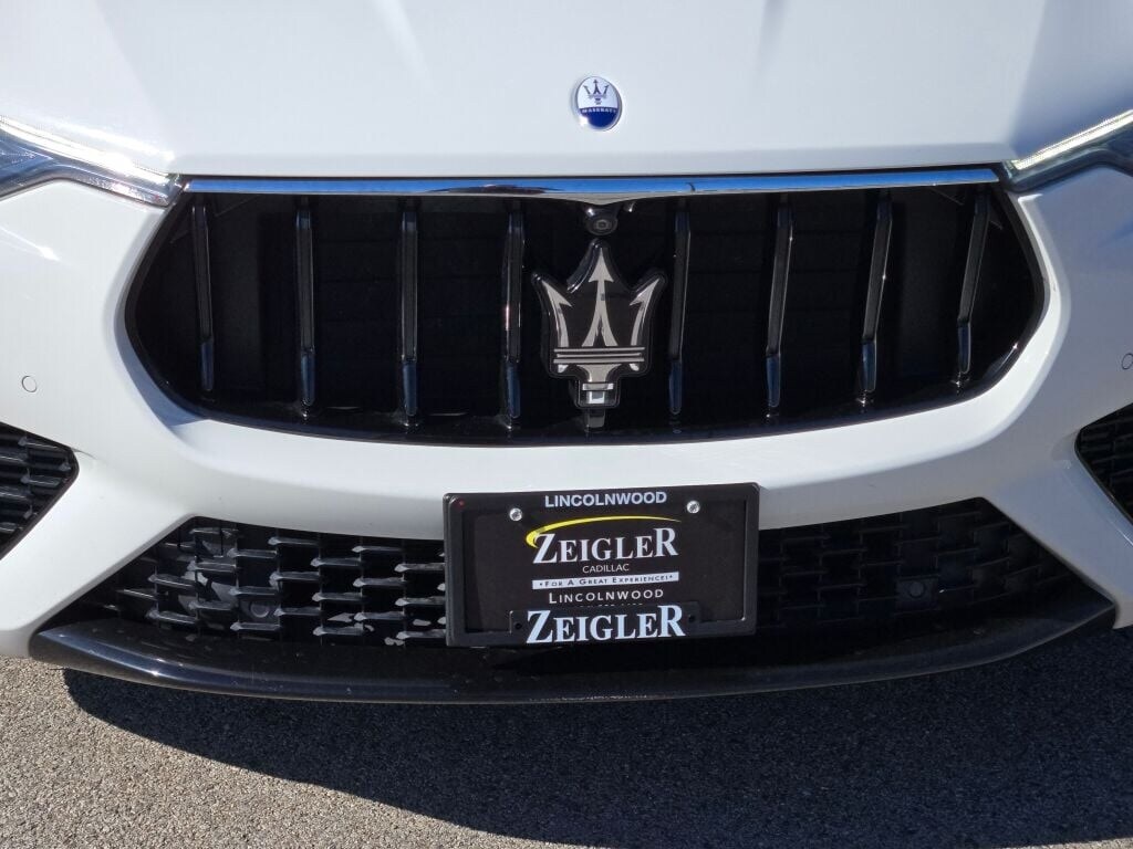 2023 MASERATI LEVANTE - Image 6