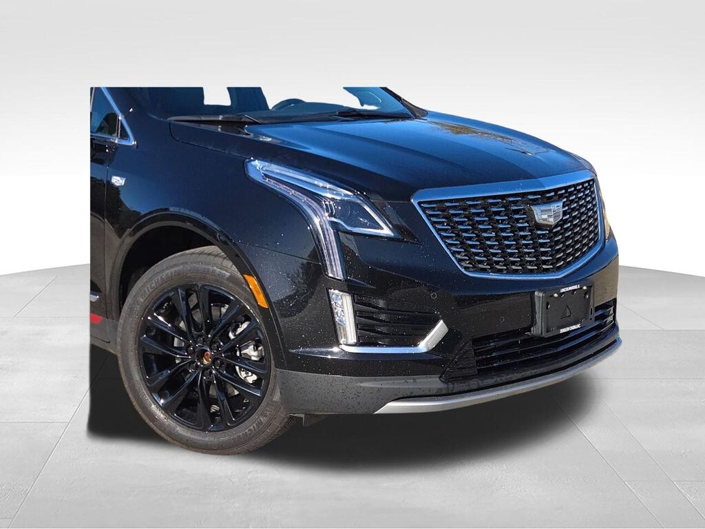 New 2025 CADILLAC XT5 Premium Luxury SUV