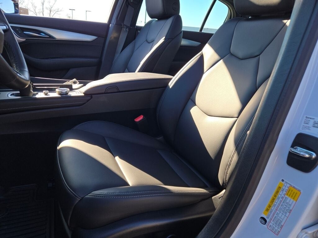 2021 CADILLAC CT5 - Image 28