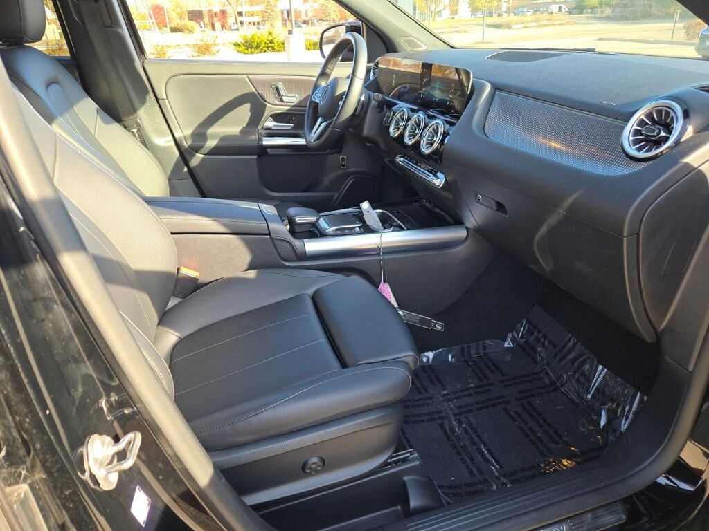 2022 MERCEDES-BENZ GLA-CLASS - Image 6