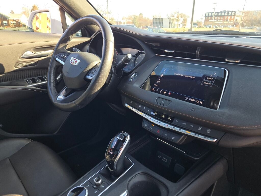 2020 CADILLAC XT4 - Image 9