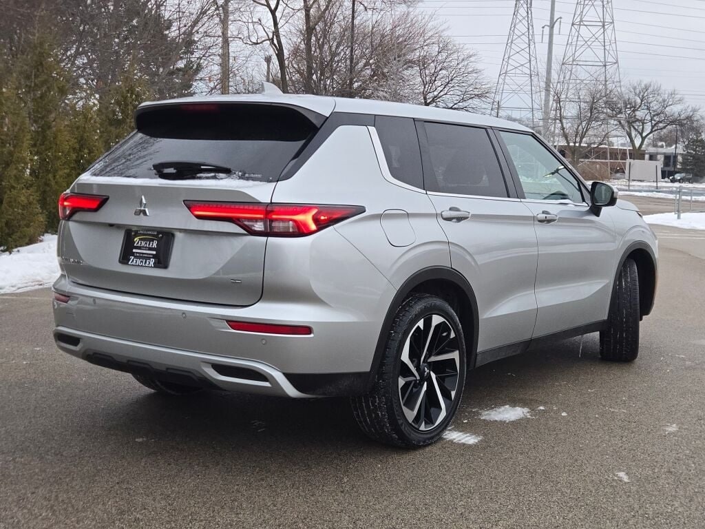 2024 MITSUBISHI OUTLANDER - Image 12
