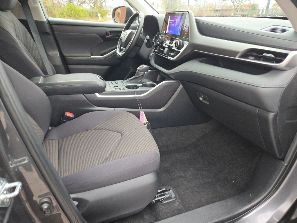 2023 TOYOTA HIGHLANDER - Image 7