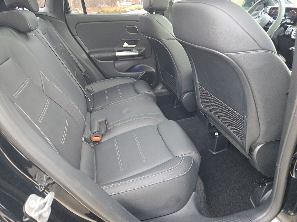 2024 MERCEDES-BENZ GLA-CLASS - Image 11