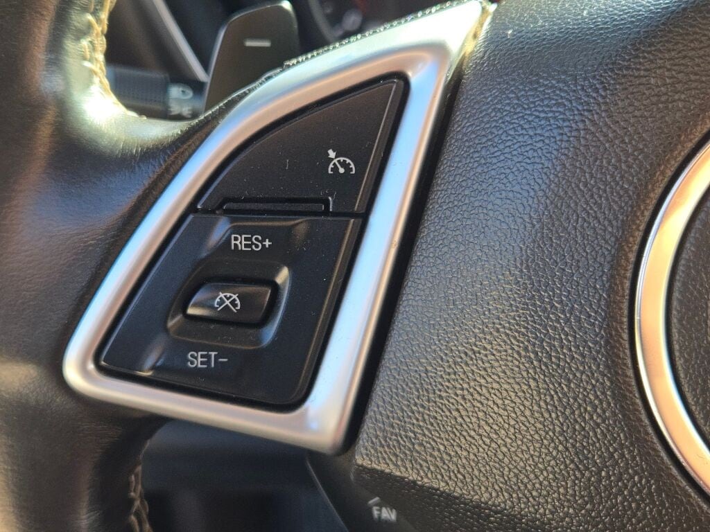 2020 CHEVROLET CAMARO - Image 23