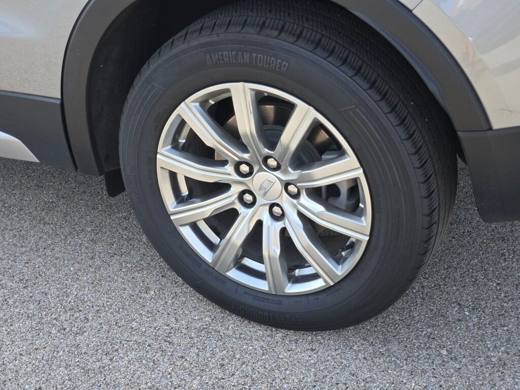 2023 CADILLAC XT4 - Image 17