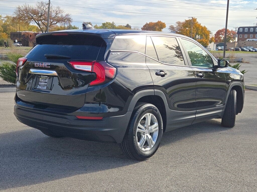 2024 GMC TERRAIN - Image 12