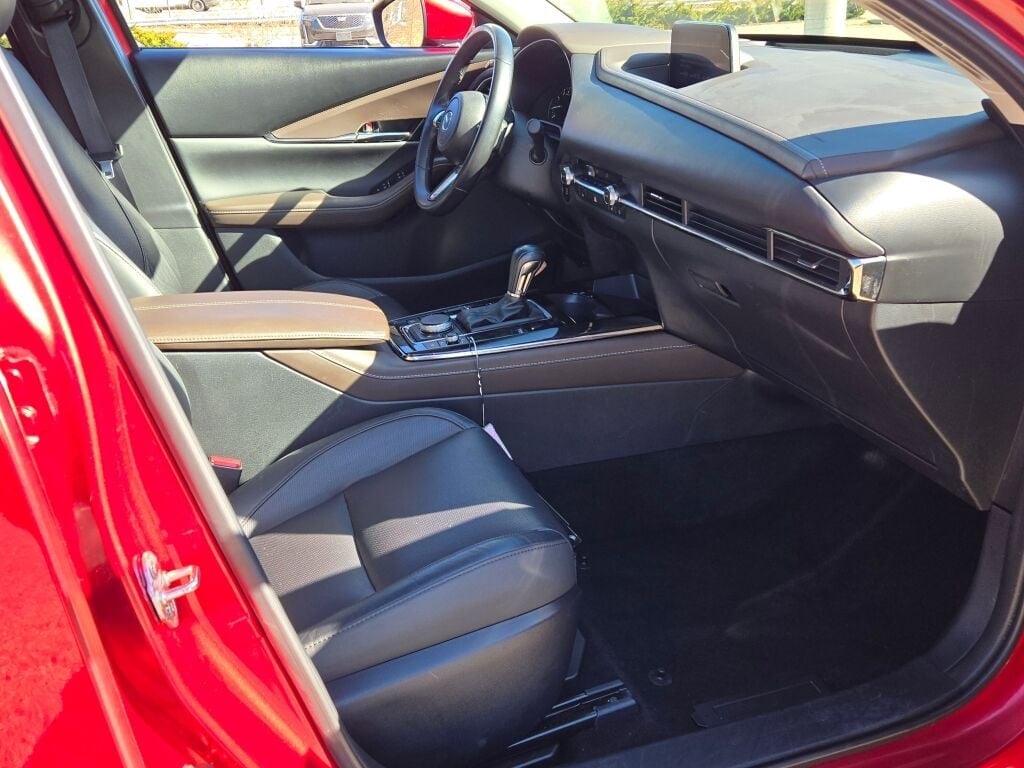 2024 MAZDA CX-30 - Image 9