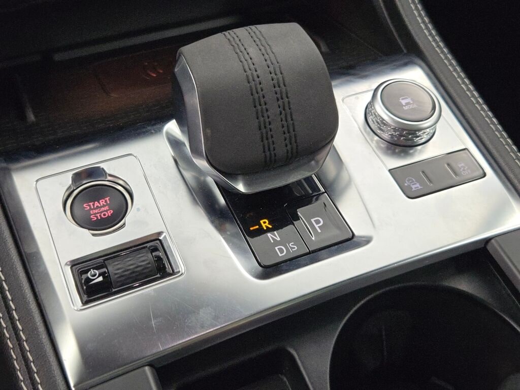 2024 JAGUAR F-PACE - Image 31