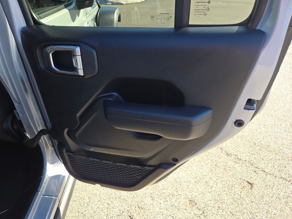 2024 JEEP WRANGLER - Image 10