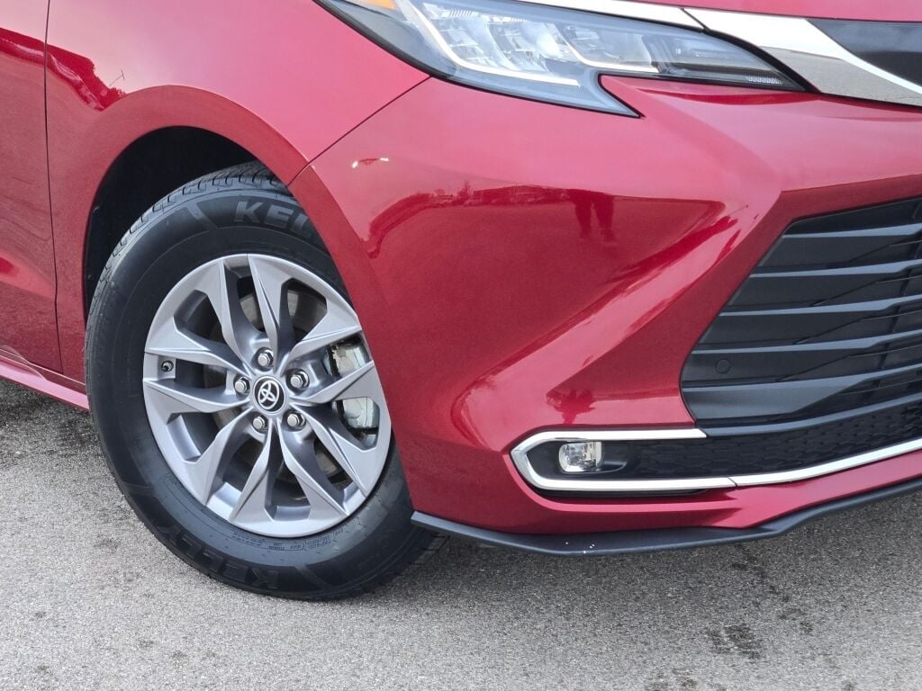 2023 TOYOTA SIENNA - Image 3