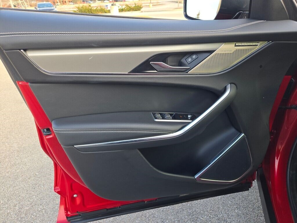 2024 JAGUAR F-PACE - Image 23