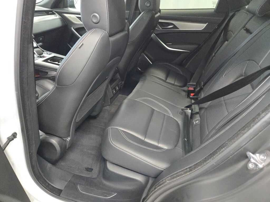 2024 JAGUAR F-PACE - Image 19