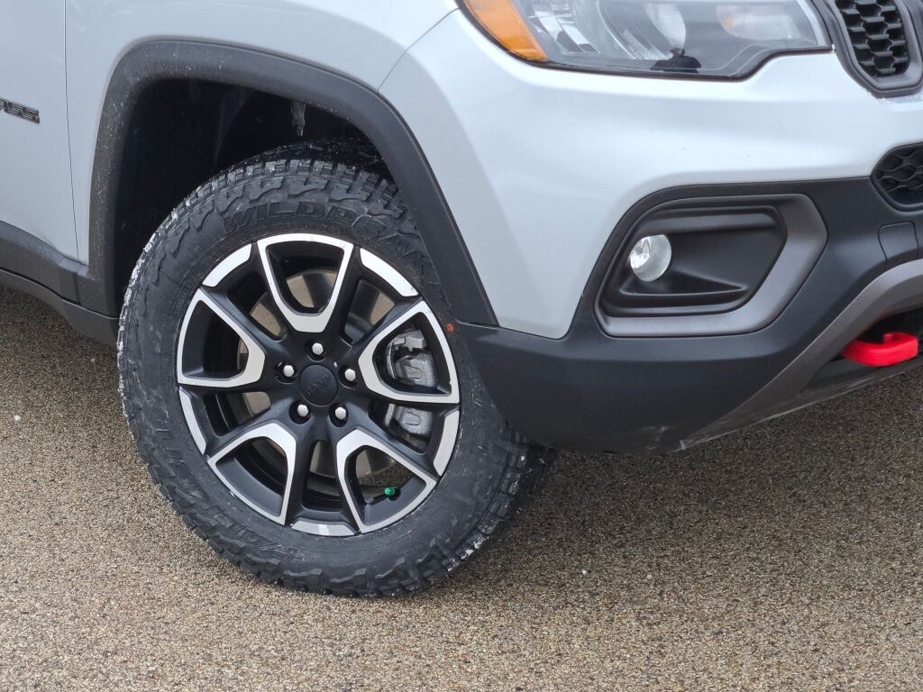 2024 JEEP COMPASS - Image 3