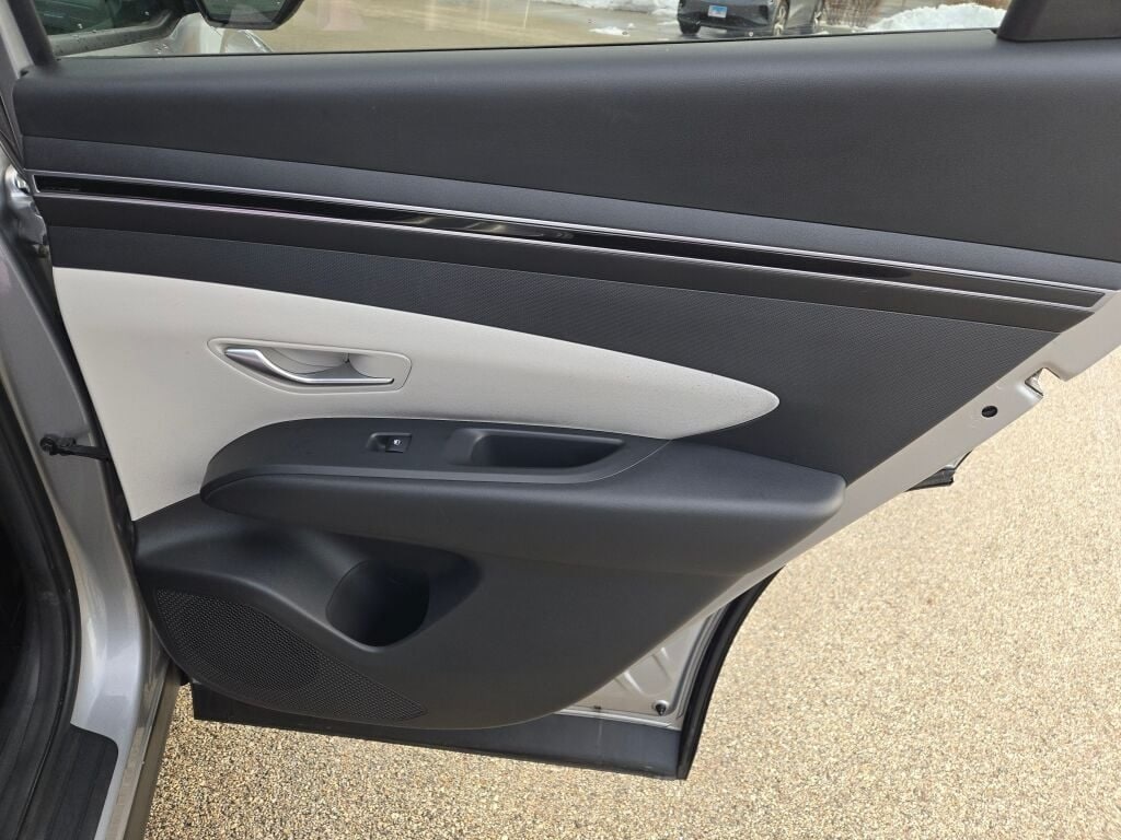 2024 HYUNDAI TUCSON - Image 10