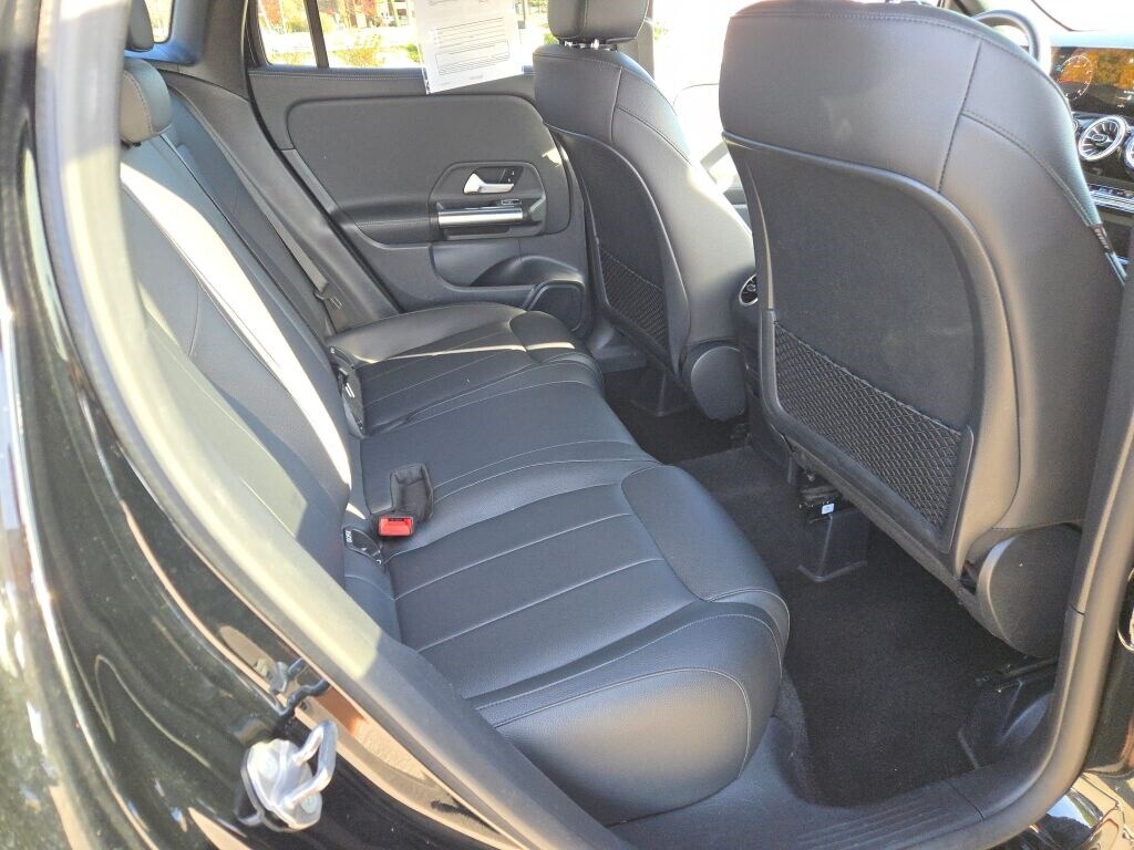 2022 MERCEDES-BENZ GLA-CLASS - Image 10