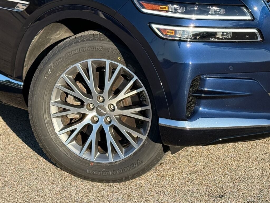 2024 GENESIS GV80 - Image 3