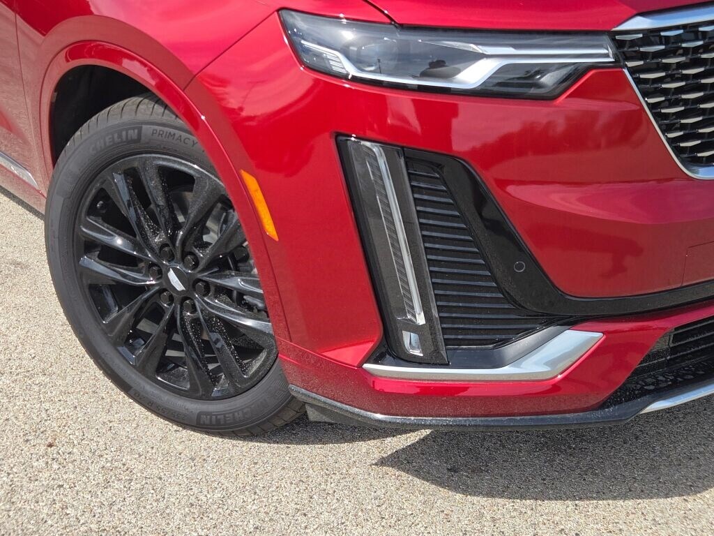 New 2025 CADILLAC XT6 Premium Luxury SUV
