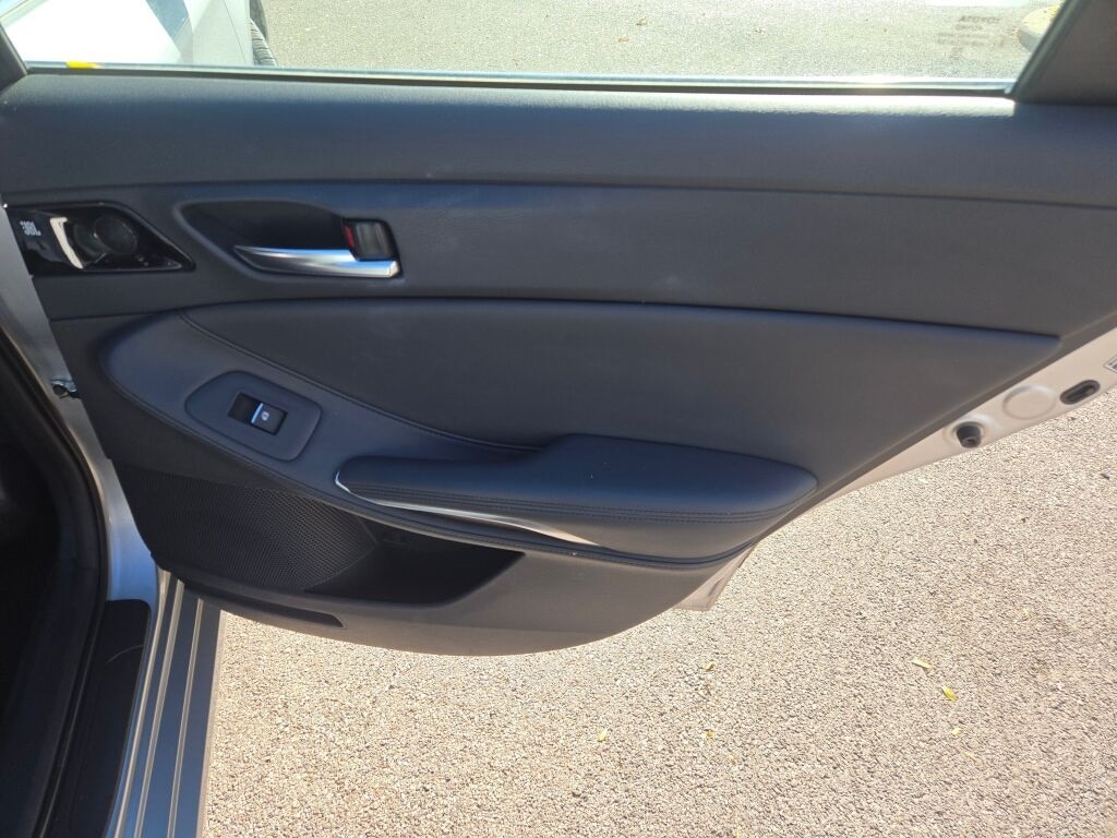 2019 TOYOTA AVALON - Image 10