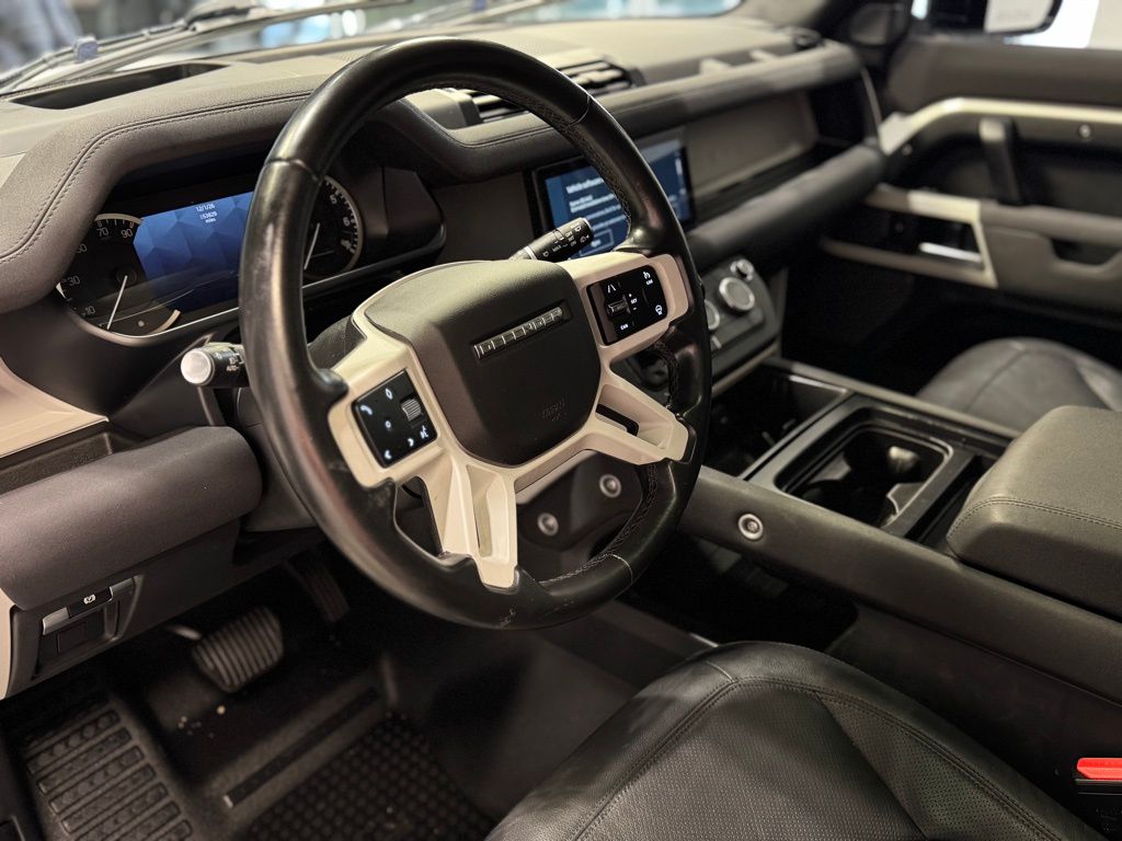 2023 LAND ROVER DEFENDER - Image 17