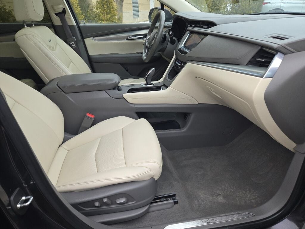 2019 CADILLAC XT5 - Image 7