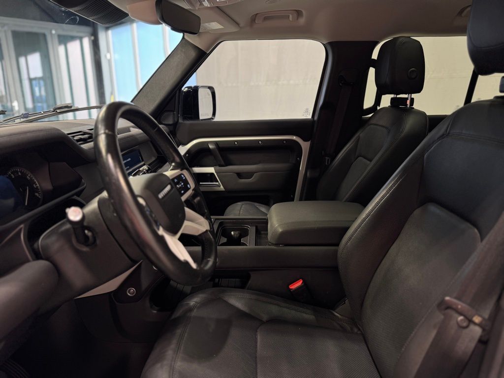 2023 LAND ROVER DEFENDER - Image 20