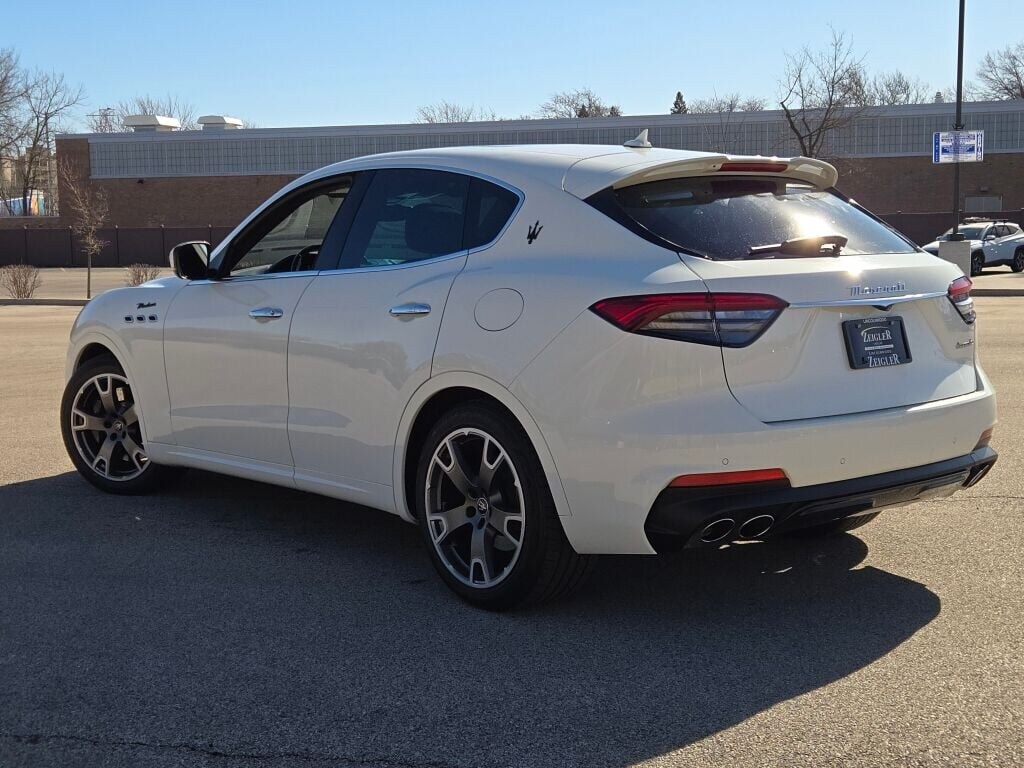 2023 MASERATI LEVANTE - Image 18