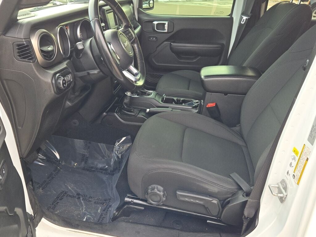 2020 JEEP GLADIATOR - Image 25