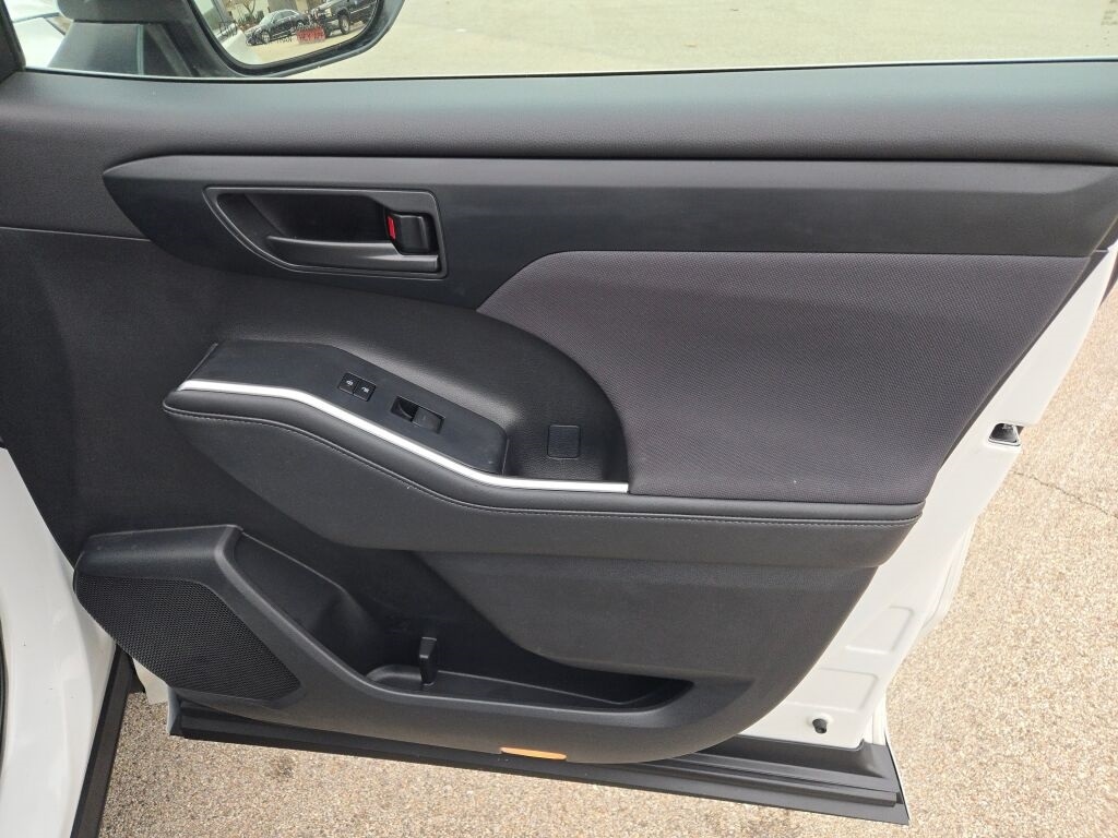 2024 TOYOTA HIGHLANDER - Image 6