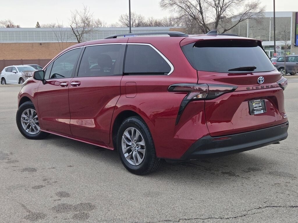 2023 TOYOTA SIENNA - Image 17