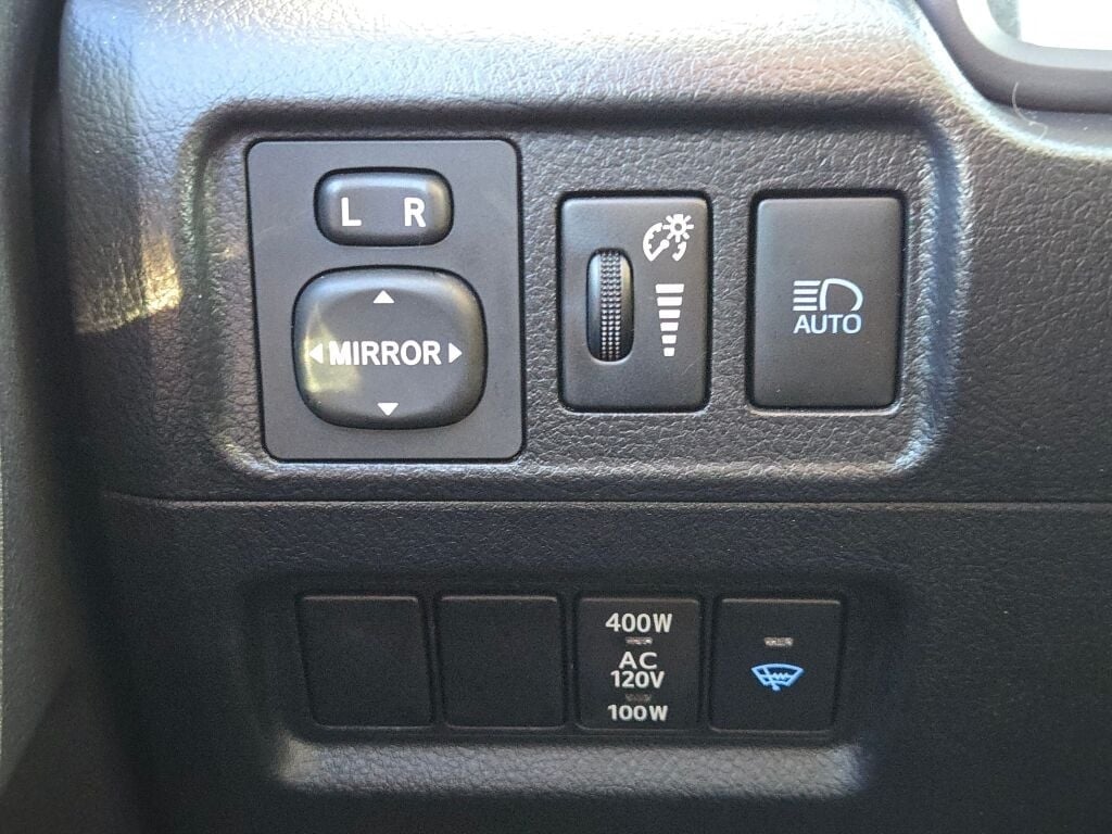 2024 TOYOTA 4RUNNER - Image 27