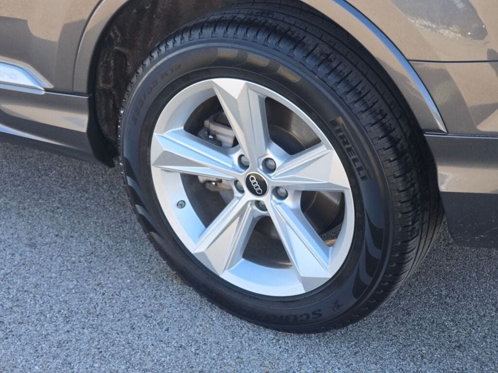 2024 AUDI Q7 - Image 18