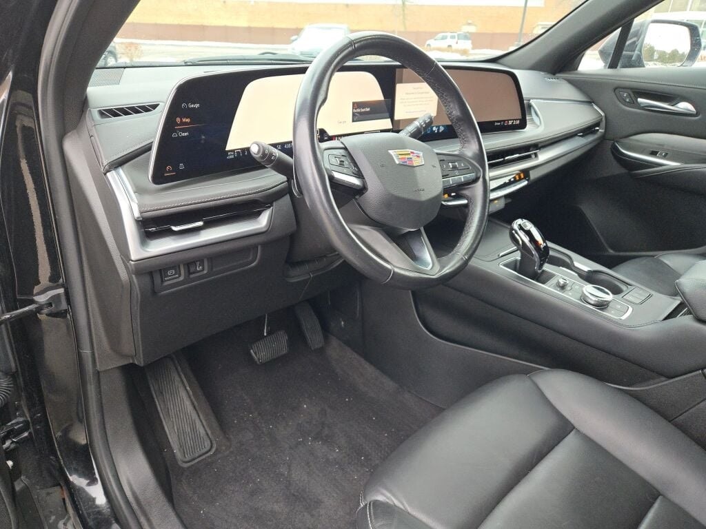 2024 CADILLAC XT4 - Image 24