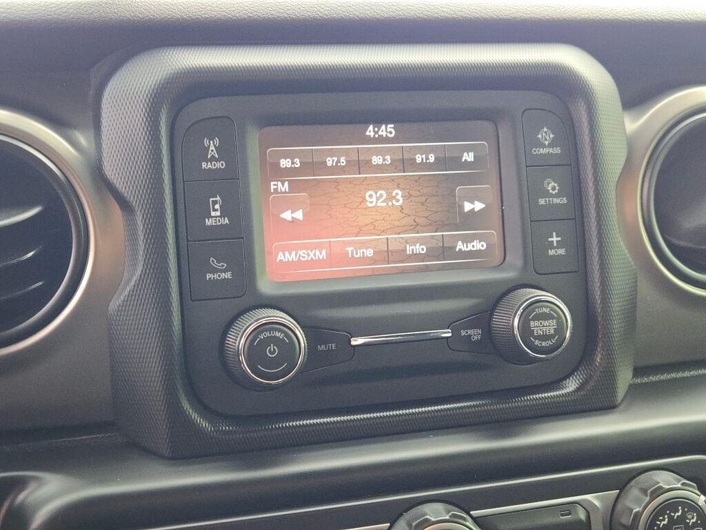 2020 JEEP GLADIATOR - Image 26