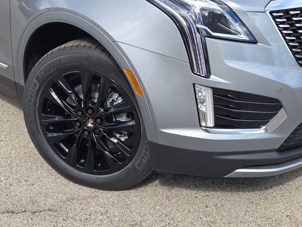 New 2025 CADILLAC XT5 Premium Luxury SUV