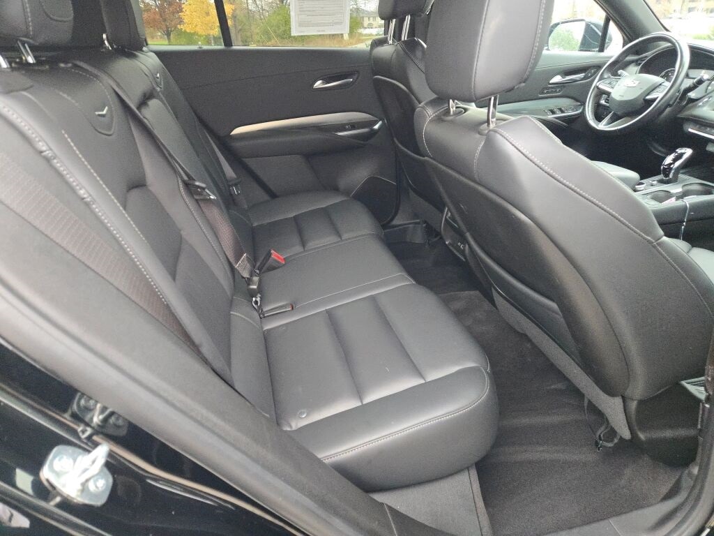 2023 CADILLAC XT4 - Image 11