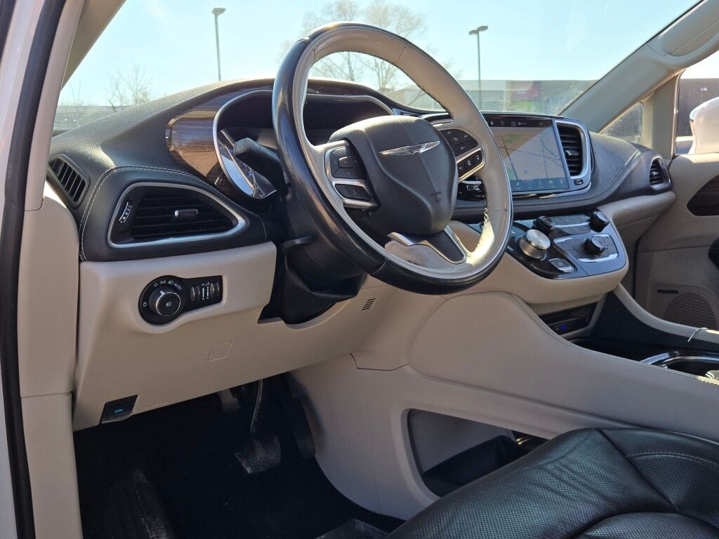 2021 CHRYSLER PACIFICA - Image 28