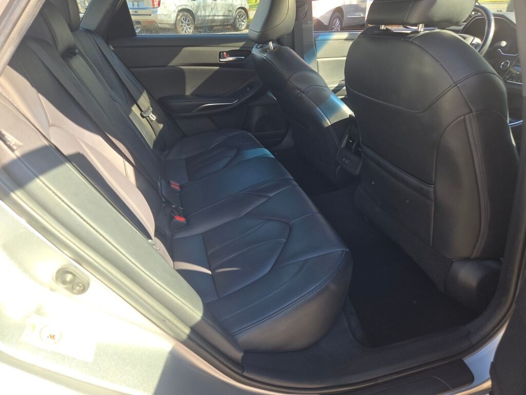 2019 TOYOTA AVALON - Image 11